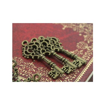 Vintage Bronze Metal Key 12x32mm