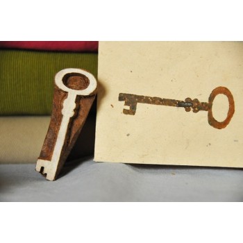 Σκαλισμένη στο χέρι ξύλινη Σφραγίδα - Old Key